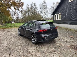 Volkswagen Golf 8 PANORAMADAK 1.5 STYLE 130 PK NAVI CLIMA VIRT DASH 18 INCH B.J 2023 picture 4