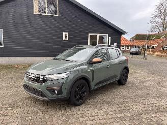 Vaurioauto  passenger cars Dacia Sandero FACELIFT STEPWAY EXTREEM NAVI CLIMA CAMERA LED CRUISE B.J 2024 2024/2