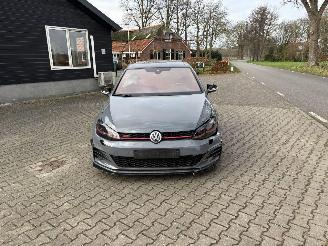 Vaurioauto  passenger cars Volkswagen Golf GTI TCR 300 PK SPECIAL EDITION PANO LEER DYNO AUDIO NAVI CLIMA VIRT DASH B.J 2019 2019/7