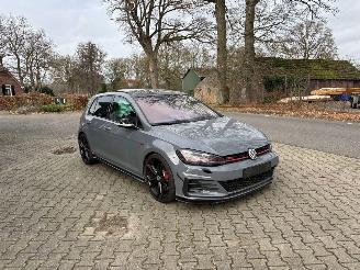 Vaurioauto  passenger cars Volkswagen Golf GTI TCR 300 PK SPECIAL EDITION PANO LEER DYNO AUDIO NAVI CLIMA VIRT DASH B.J 2019 2019/7