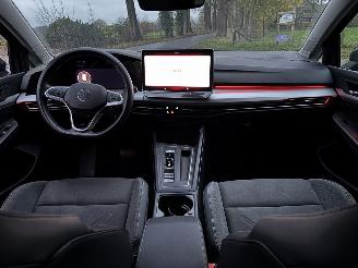Schadeauto Volkswagen Golf 8 TSI EDITION NAVI CLIMA CAMERA LED PDC B.J 2023 plaatschade 2023/4