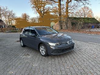 Volkswagen Golf 8 TSI 110 PK EDITION NAVI CLIMA CAMERA LED PDC B.J 2023 PLAATSCHADE picture 3
