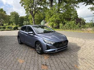 Coche accidentado Hyundai I-20 AUTOMAAT PREMIUM SPORT BOSE NAVI CLIMA CAMERA LED B.J 12-2024 2024/12