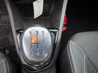 Renault Clio  picture 17