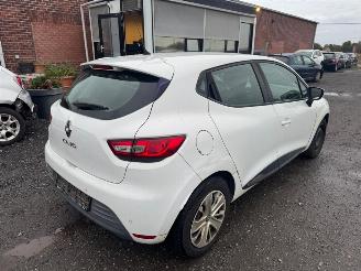 Renault Clio  picture 5