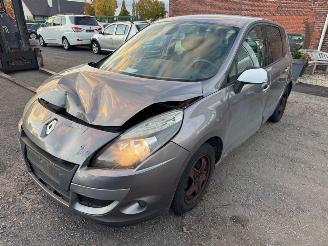 Uttjänta bilar auto Renault Scenic  2011/3