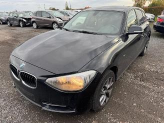 Coche accidentado BMW 1-serie  2013/10