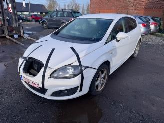 Schadeauto Seat Leon  2013/2