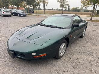 uszkodzony samochody osobowe Pontiac Firebird  1994/2