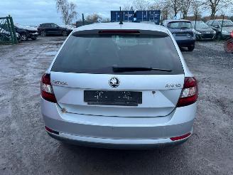 Skoda Rapid  picture 8
