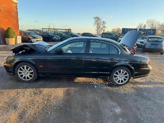 Jaguar S-type  picture 7