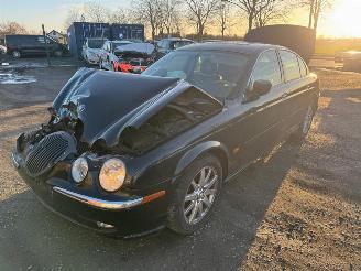 Jaguar S-type  picture 3