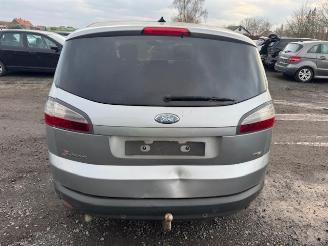 Ford S-Max  picture 6