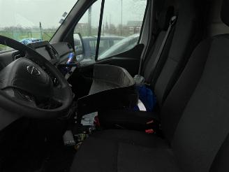 Nissan Interstar  picture 16