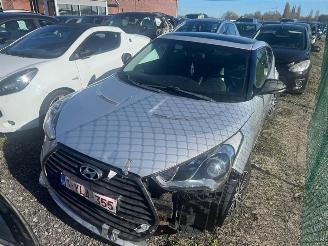Damaged car Hyundai Veloster  2013/9