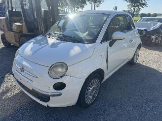 krockskadad bil brommobiel Fiat 500  2009/5