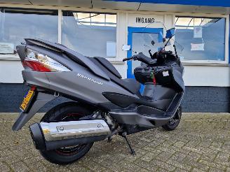 Suzuki  AN 400 BURGMAN picture 5