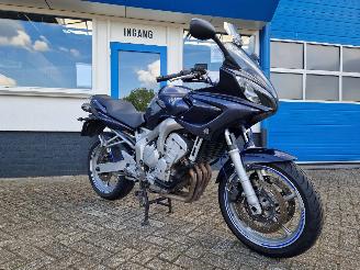 Yamaha  FZ6S AKRAPOVIC picture 2