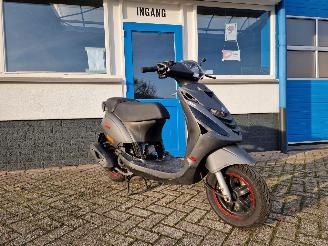 Piaggio  ZIP EURO 4 BROM 45KM picture 1
