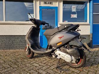 Piaggio  ZIP EURO 4 BROM 45KM picture 14