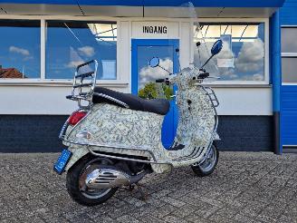 Vespa  LX50 B-ART SPECIAL MADE picture 7