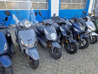 Yamaha  NEW IN , SCOOTER + MOTOR picture 10