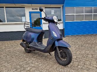damaged scooters BTC  RIVA 45KM 2020/12