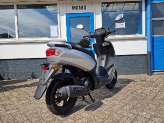 Peugeot  KISBEE picture 8