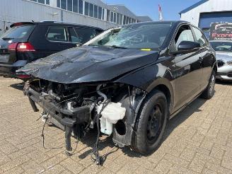 disassembly passenger cars Volkswagen Polo Polo VI (AW1), Hatchback 5-drs, 2017 1.0 MPI 12V 2021