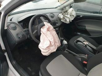 Seat Ibiza Ibiza IV SC (6J1), Hatchback 3-drs, 2008 / 2016 1.6 TDI 90 picture 6