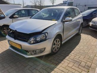 krockskadad bil auto Volkswagen Polo Polo V (6R), Hatchback, 2009 / 2017 1.2 TDI 12V BlueMotion 2011/6