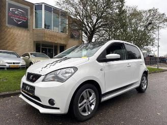 Coche siniestrado Seat Mii Mii, Hatchback, 2011 1.0 12V 2013/2