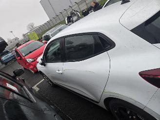 Renault Clio  picture 11