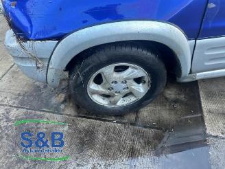 Toyota Rav-4 RAV4 (A1), Terreinwagen, 1994 / 2000 2.0i,SR 16V 4x4 picture 3