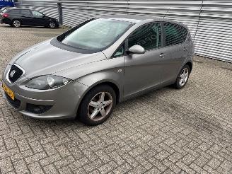 Seat Altea 1.6 MPV  Benzine 1.598cc 75kW (102pk) FWD picture 3