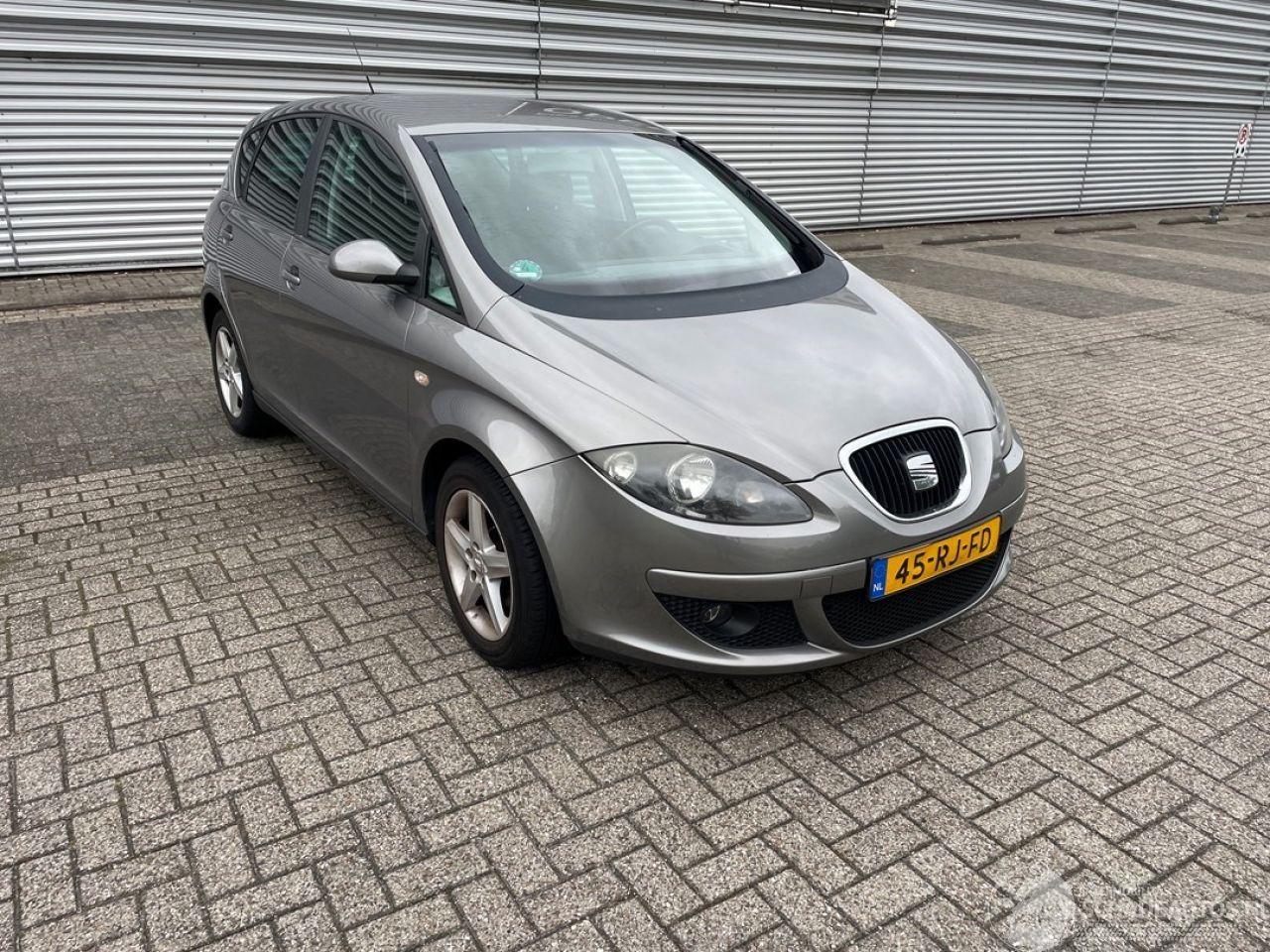 Seat Altea 1.6 MPV  Benzine 1.598cc 75kW (102pk) FWD
