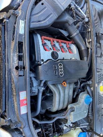 Audi A4 2.0 20V Combi/o  Benzine 1,984cc 96kW (131pk) FWD picture 27