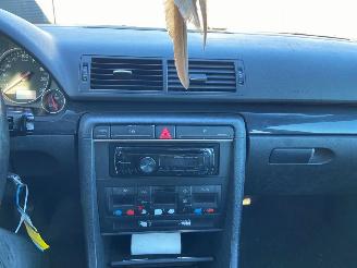 Audi A4 2.0 20V Combi/o  Benzine 1,984cc 96kW (131pk) FWD picture 33