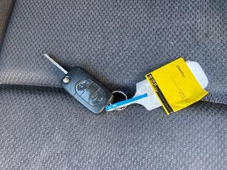 Audi A4 2.0 20V Combi/o  Benzine 1,984cc 96kW (131pk) FWD picture 36