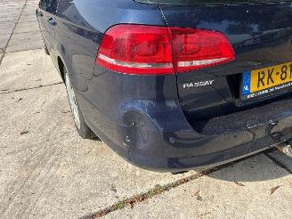 Volkswagen Passat 1.6 TDI 16V Bluemotion Combi/o  Diesel 1.598cc 77kW (105pk) FWD 2010-08/2014-12  CAYC picture 15