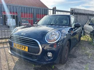 Mini One 1.2 12V One Hatchback 4Dr Benzine 1.198cc 75kW (102pk) FWD 2014-05/2017-10 (XS11; XS12) B38A12A 2015/11