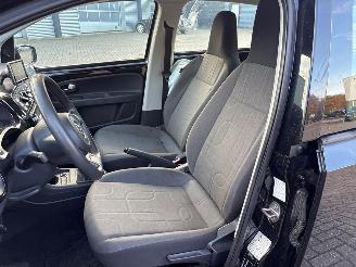 Volkswagen Up! 1.0 12V 60 Hatchback  Benzine 999cc 44kW (60pk) FWD 2011-08/2020-08  CHYA picture 19