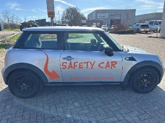 Mini Mini ONE picture 10