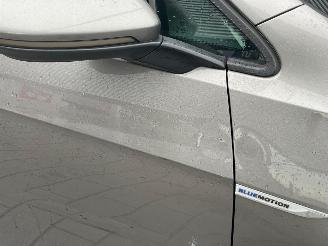 Volkswagen Golf 1.0 TSI Connected Series picture 6