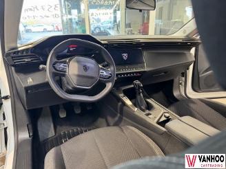 Peugeot 308  picture 16