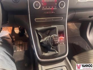 Renault Scenic  picture 17