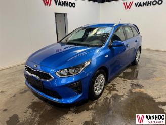 Damaged car Kia Ceed  2019/5