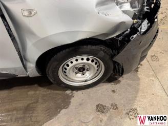 Renault Express  picture 10