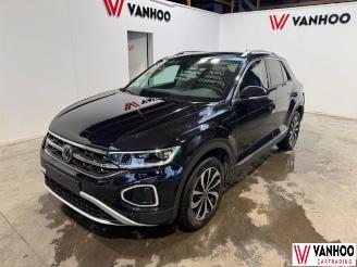 Schadeauto Volkswagen T-Roc  2023/6