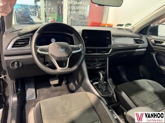 Volkswagen T-Roc  picture 17